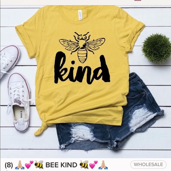 Tops - ❤️Bee Kind Yellow Tee Cotton small 💜